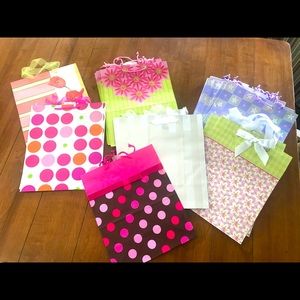 🌹45 Hallmark Party Bag bundle